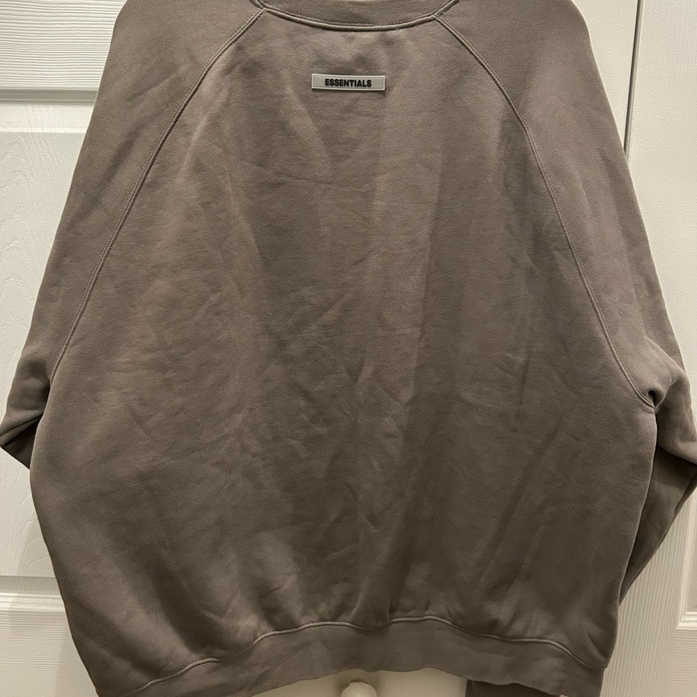 Fear of God Essentials Crewneck Sweater Taupe - Picture 2 of 6